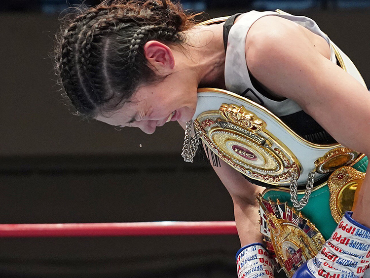 ミツキボクシングジム所属 奥田朋子 OPBF女子東洋太平洋バンタム級王座および日本女子バンタム級王座戴冠