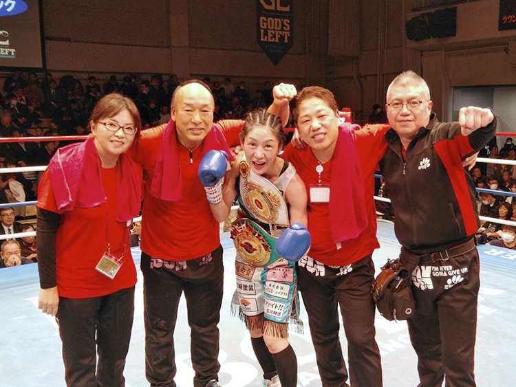 ミツキボクシングジム所属 奥田朋子 OPBF女子東洋太平洋バンタム級王座および日本女子バンタム級王座戴冠