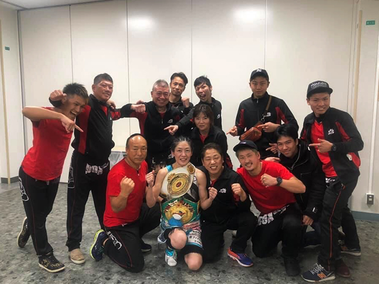 ミツキボクシングジム所属 奥田朋子 OPBF女子東洋太平洋バンタム級王座および日本女子バンタム級王座戴冠