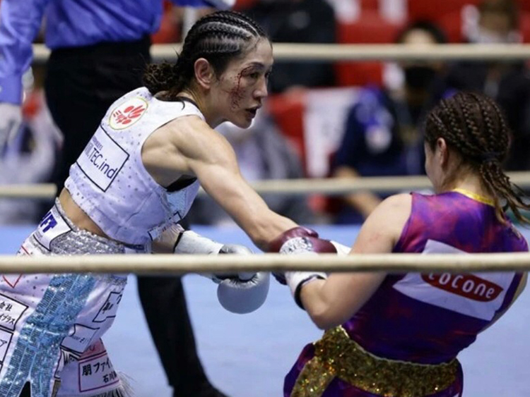 ミツキボクシングジム所属 奥田朋子 WBO女子世界スーパーフライ級王座戴冠
